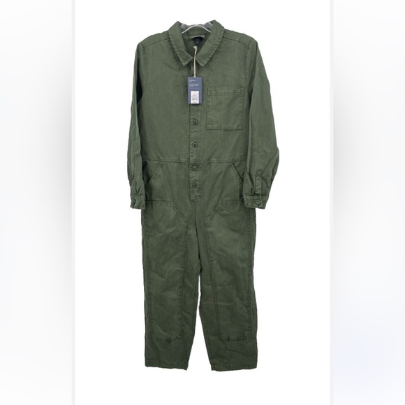 16. Universal Thread™ Women's Long Sleeve Button-Front Boilersuit - Green - Picture 5 of 15